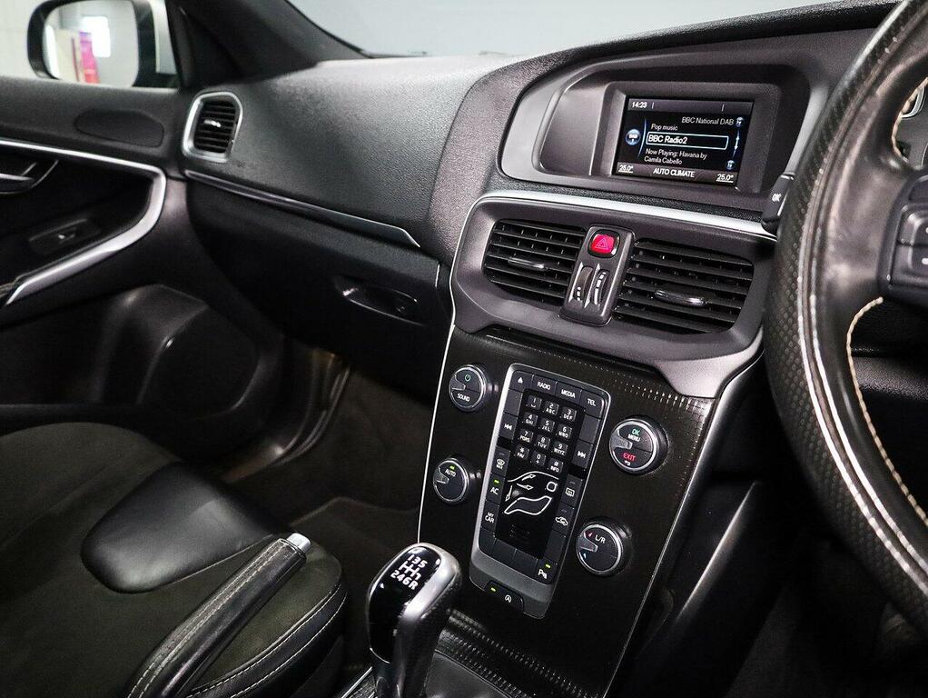 Volvo V40 T2 Gpf R-design Hatchback CY18RKE Grey #4