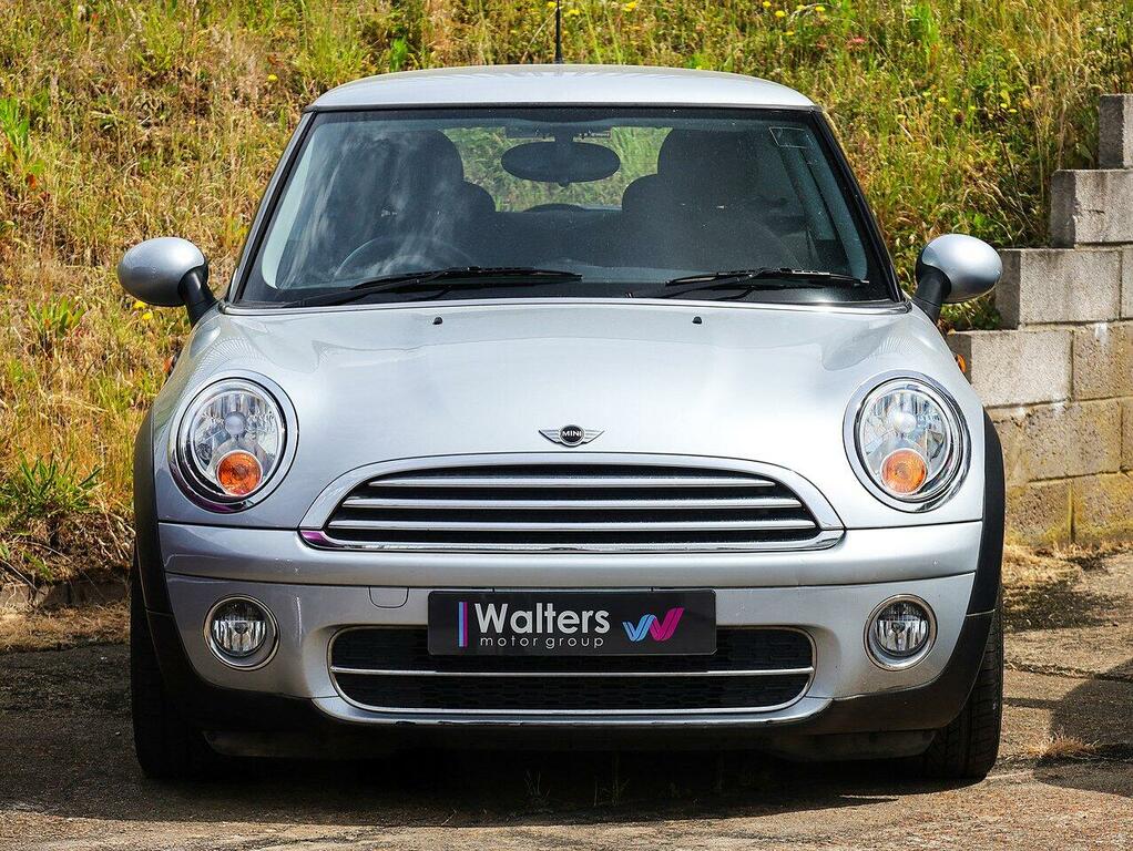 Mini Hatch Cooper D Hatchback Silver