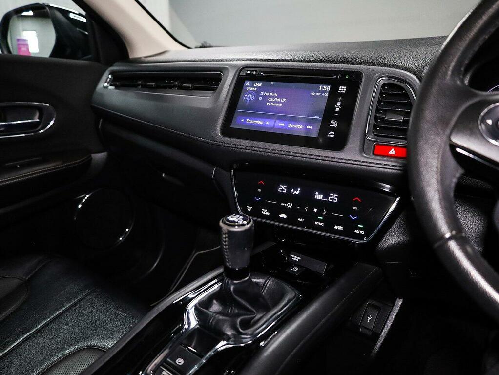 Honda Hr-V Se Black Edition 1.5 Black #4