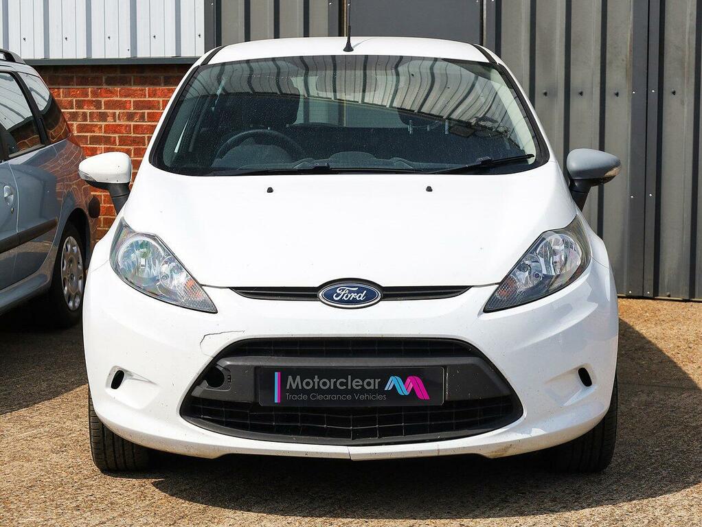 Ford Fiesta Edge Hatchback White