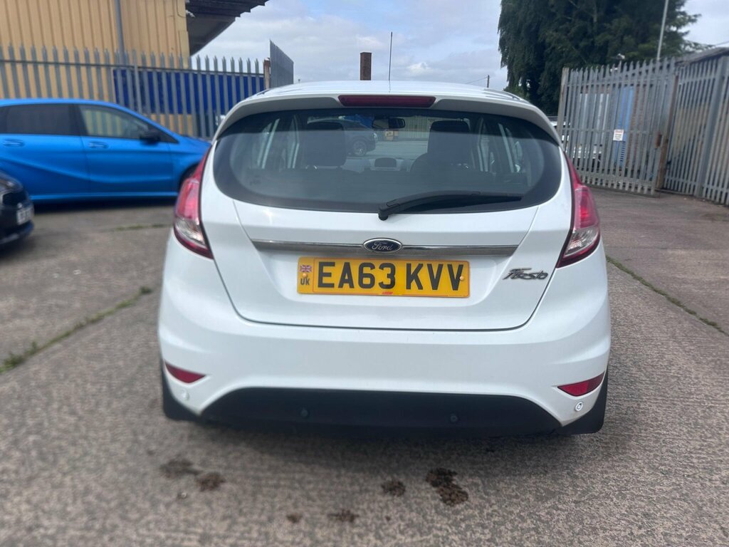 Ford Fiesta 1.5 Tdci Zetec Euro 5 White #5