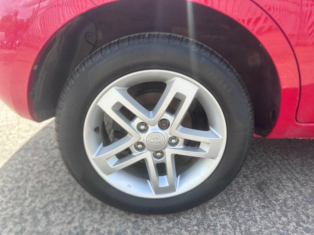 Kia Soul 1.6 Crdi 2 Euro 4 Red #6