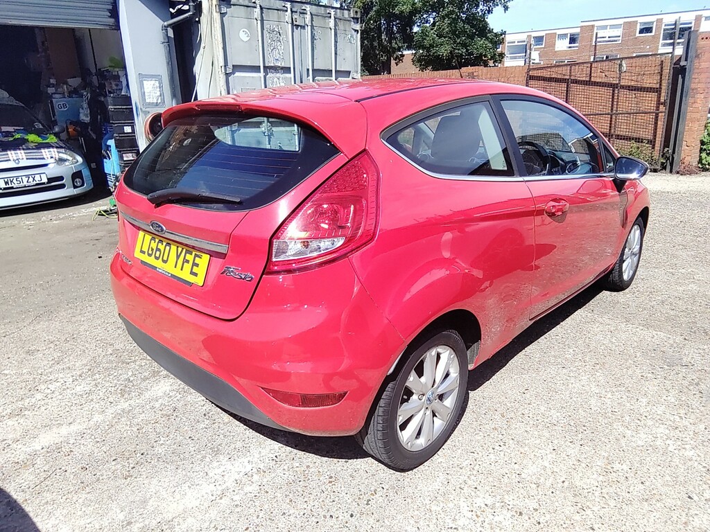 Ford Fiesta 1.3 Zetec Red #3