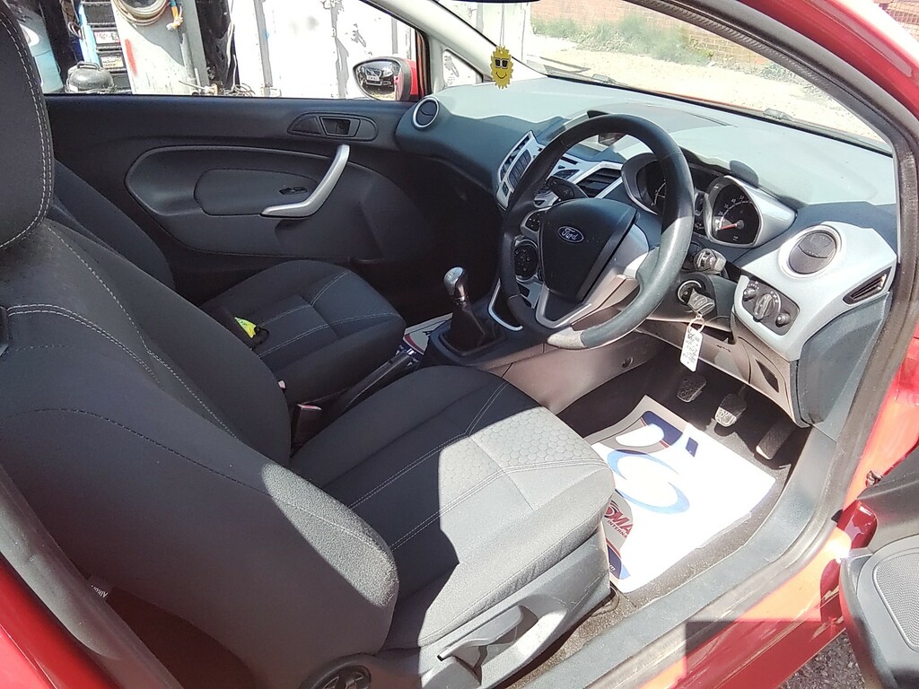 Ford Fiesta 1.3 Zetec Red #5