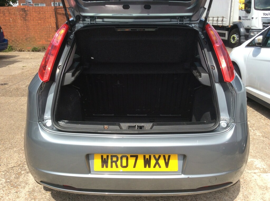 Fiat Grande Punto 1.2 Active White Black #13