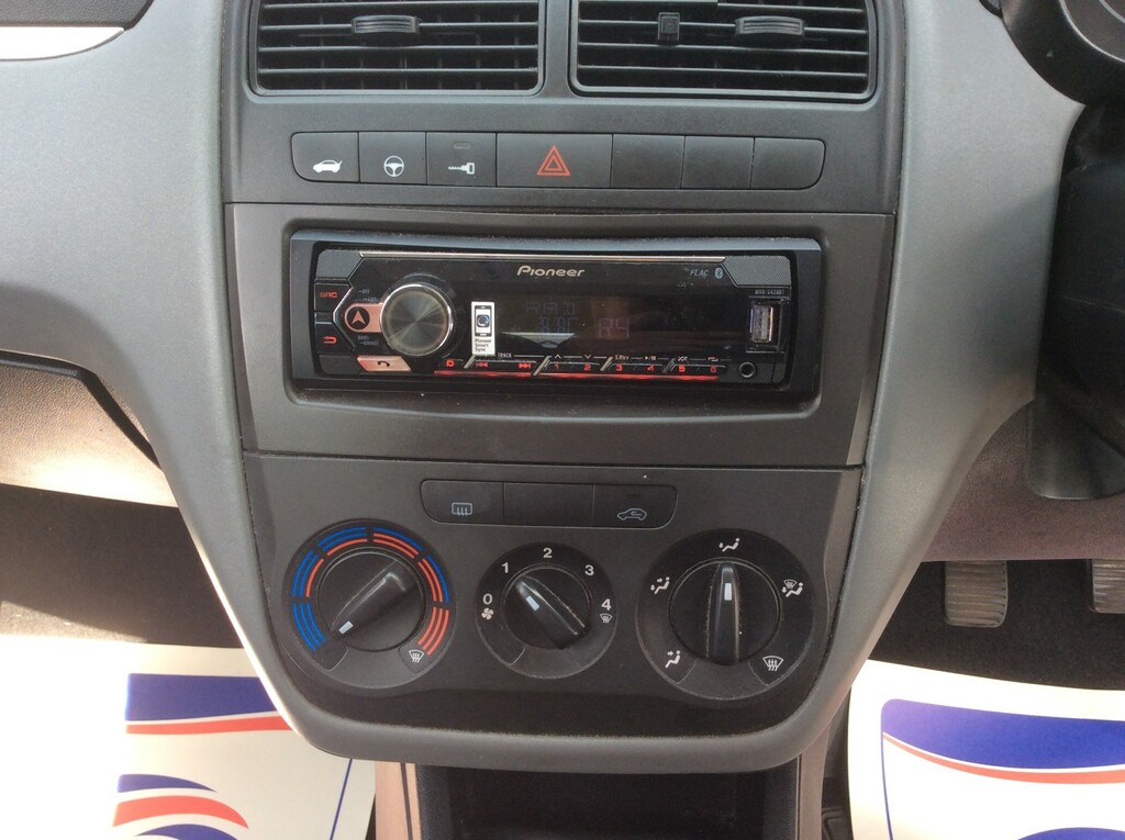 Fiat Grande Punto 1.2 Active White Black #7