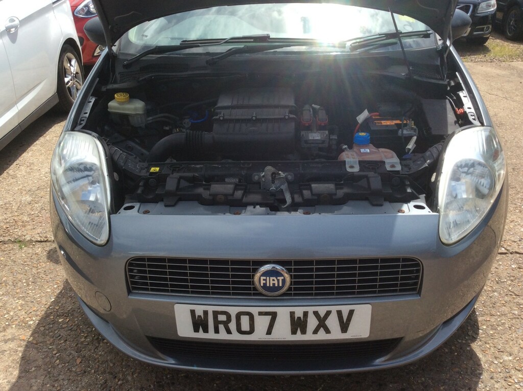 Fiat Grande Punto 1.2 Active White Black #14