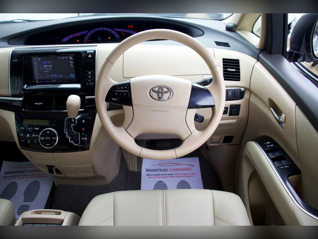 Toyota Estima Mpv White #20