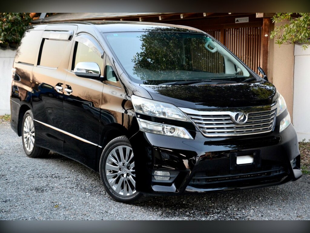 Toyota Vellfire 2.4 Z Edition - Eight Seater - Ulez Black