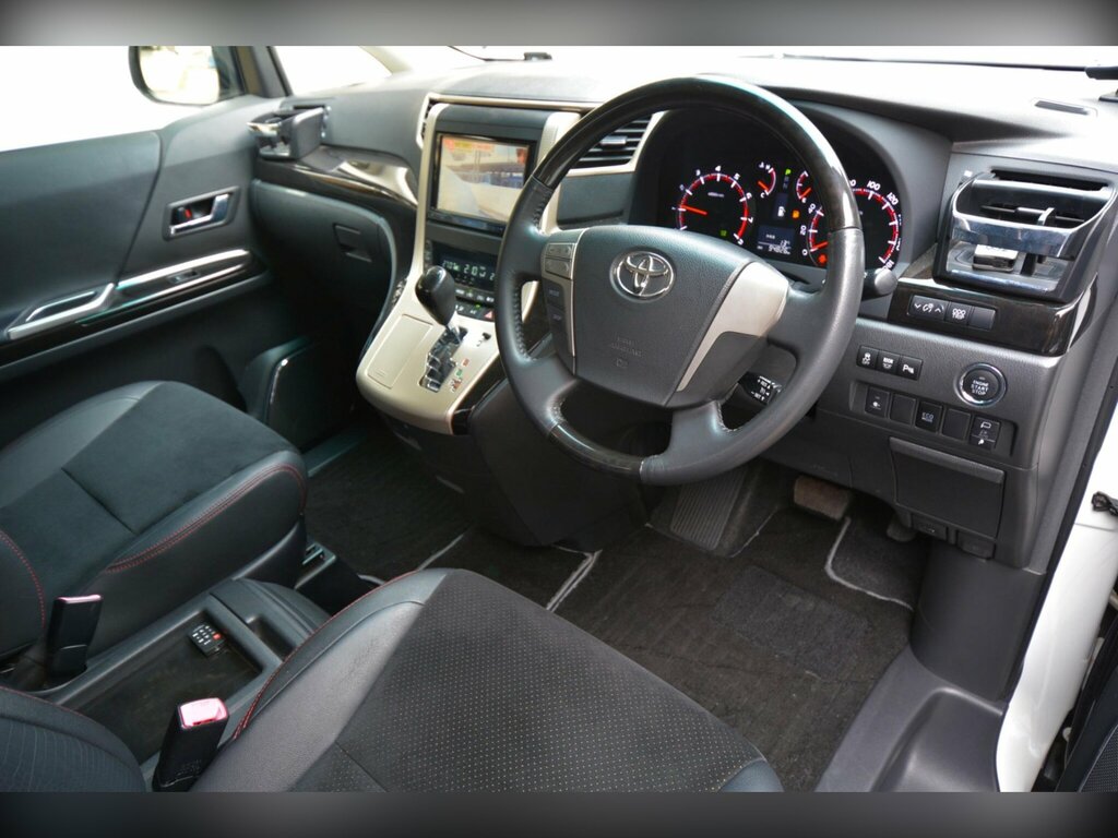 Toyota Vellfire 2.4 Auto Black #2