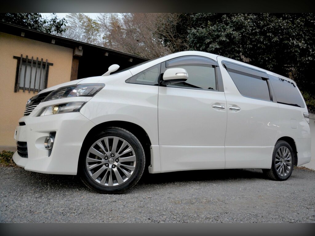 Toyota Vellfire 2.4 Auto Black #11