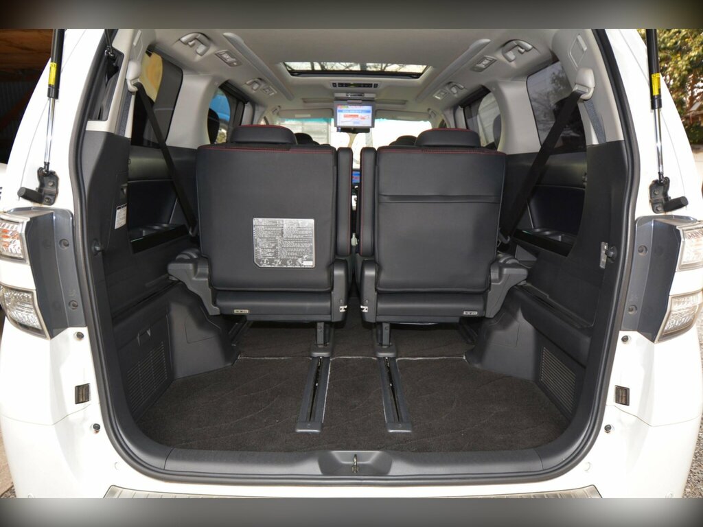 Toyota Vellfire 2.4 Auto Black #38