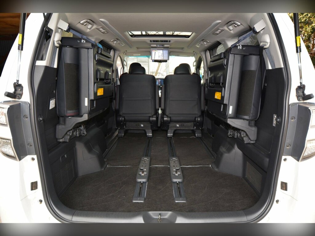 Toyota Vellfire 2.4 Auto Black #39