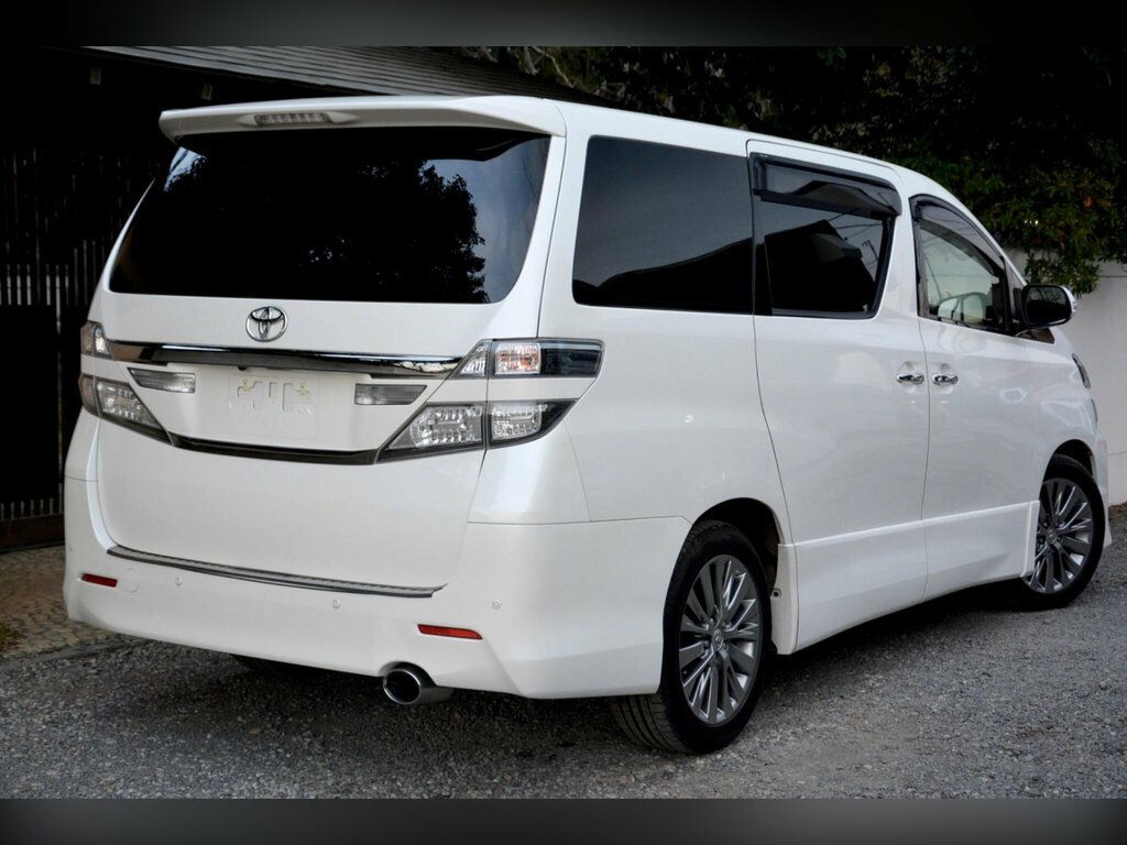 Toyota Vellfire 2.4 Auto Black #6