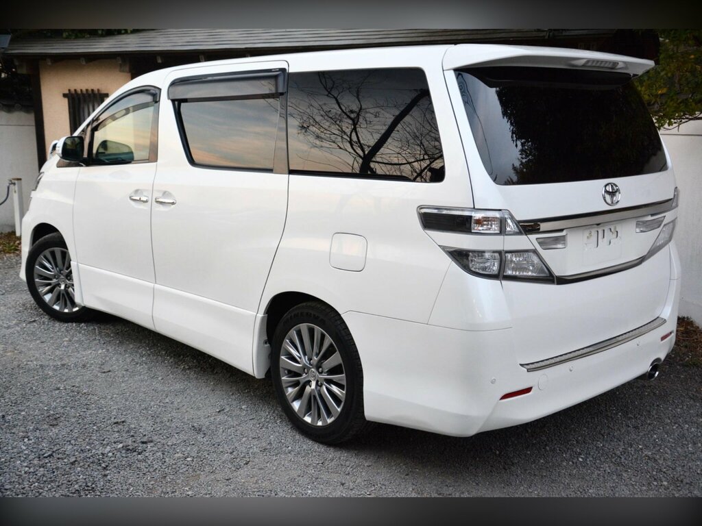 Toyota Vellfire 2.4 Auto Black #14