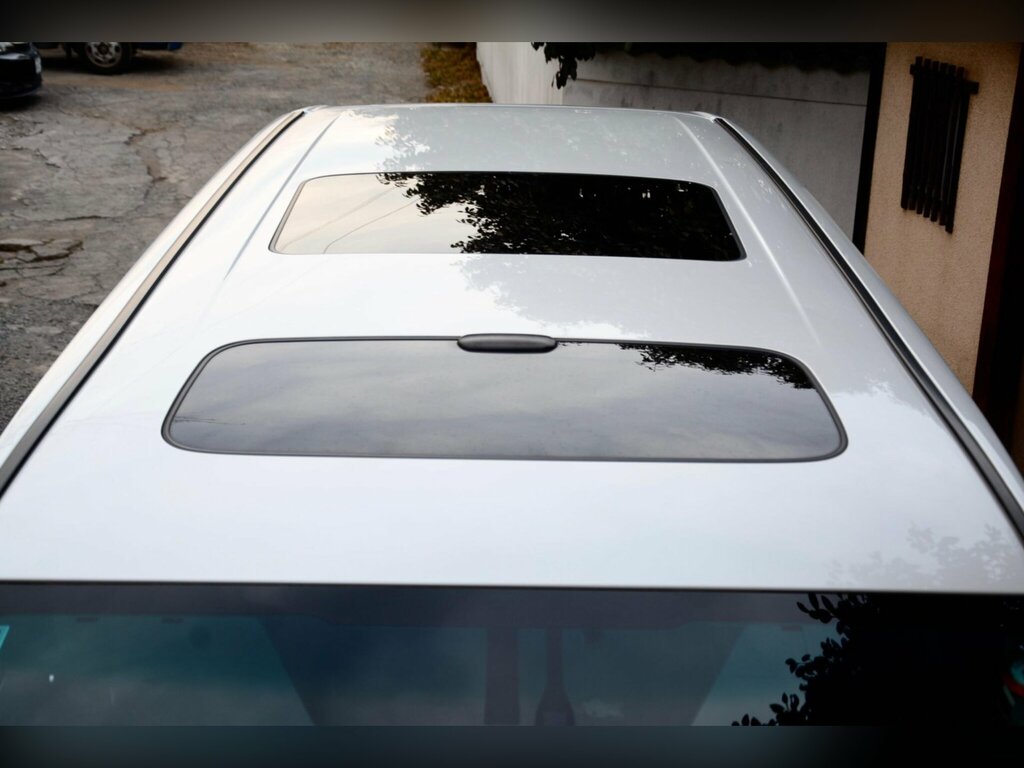 Toyota Vellfire 2.4 Auto Black #17