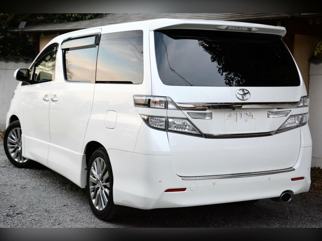 Toyota Vellfire 2.4 Auto Black #13