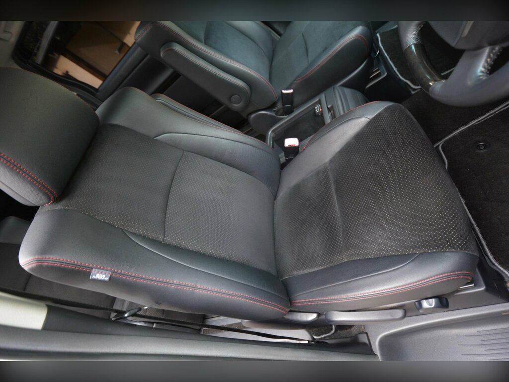 Toyota Vellfire 2.4 Auto Black #20