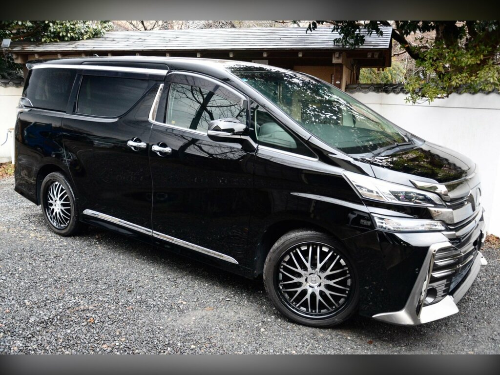 Toyota Vellfire 2.5 Z G Edition - 4Wd - Aero Styling Black #5