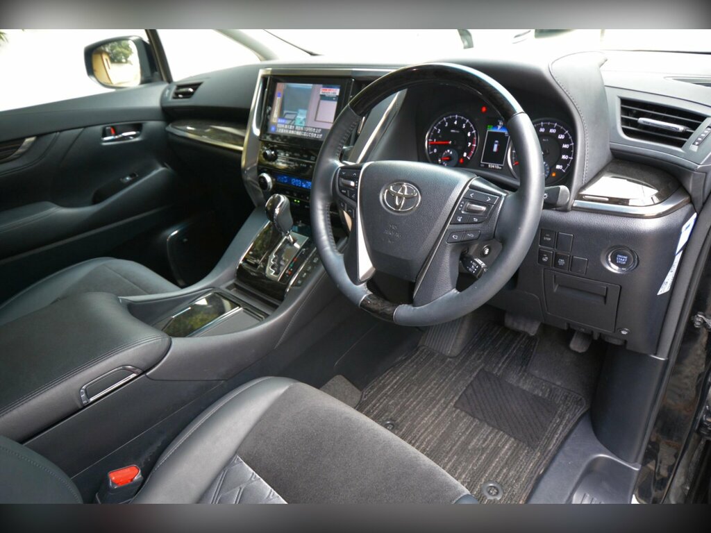 Toyota Vellfire 2.5 Z G Edition - 4Wd - Aero Styling Black #2