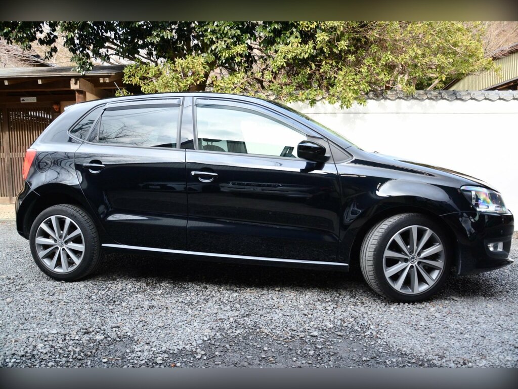 Volkswagen Polo 1.2 Tsi Hi Line-fresh Import - Grade 4  Black #5