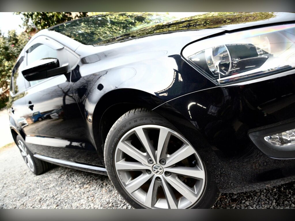Volkswagen Polo 1.2 Tsi Hi Line-fresh Import - Grade 4  Black #3
