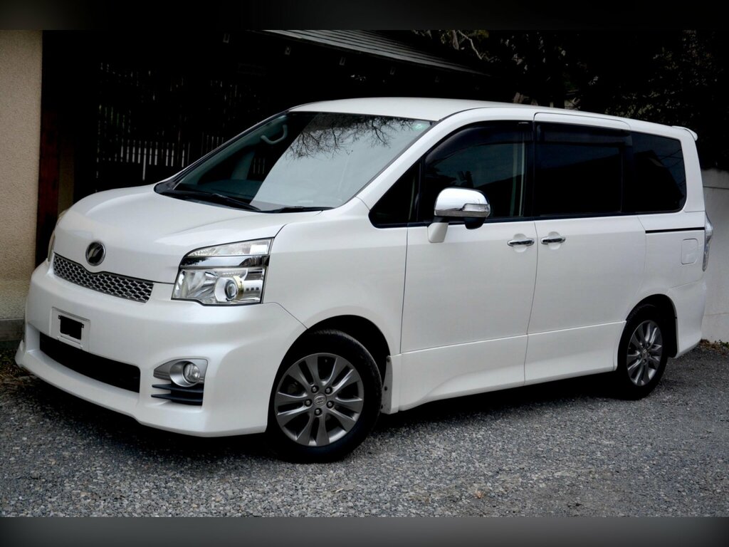 Toyota Voxy Mpv 2.0 8 Seats Ulez Compliance 201363 Black #10