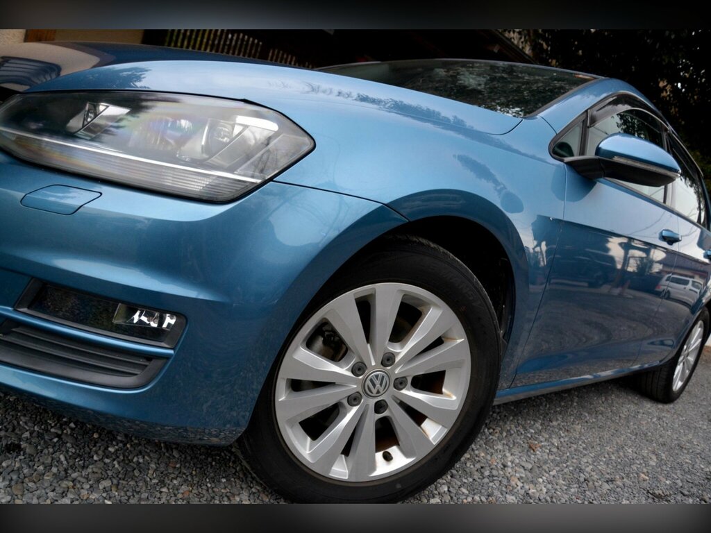 Volkswagen Golf Black #12