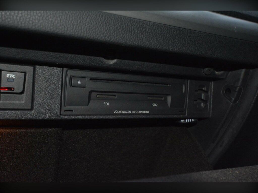 Volkswagen Golf Black #46