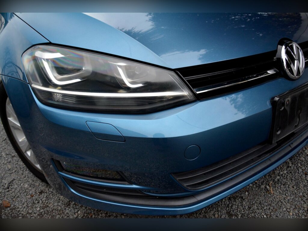 Volkswagen Golf Black #18