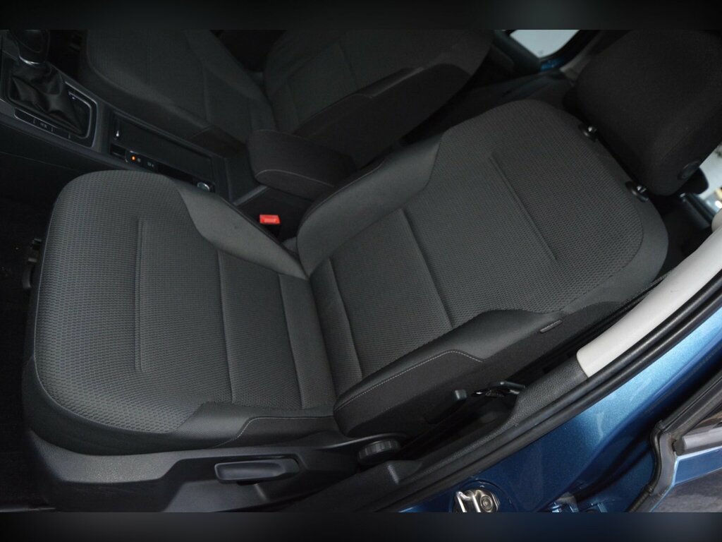 Volkswagen Golf Black #27