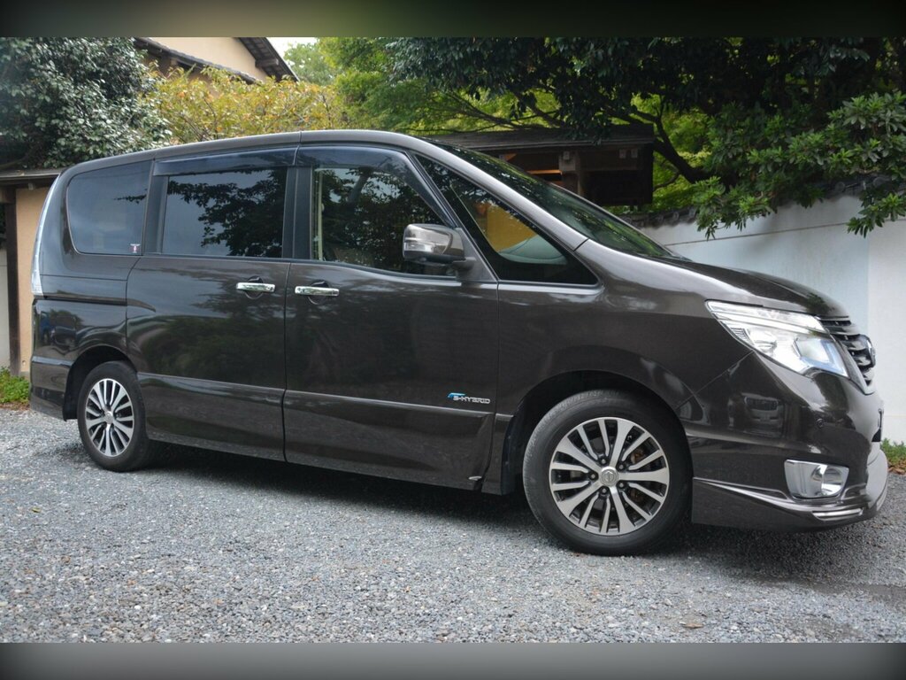 Nissan Serena 2.0 Highway Star V Aero Styling Brown #4