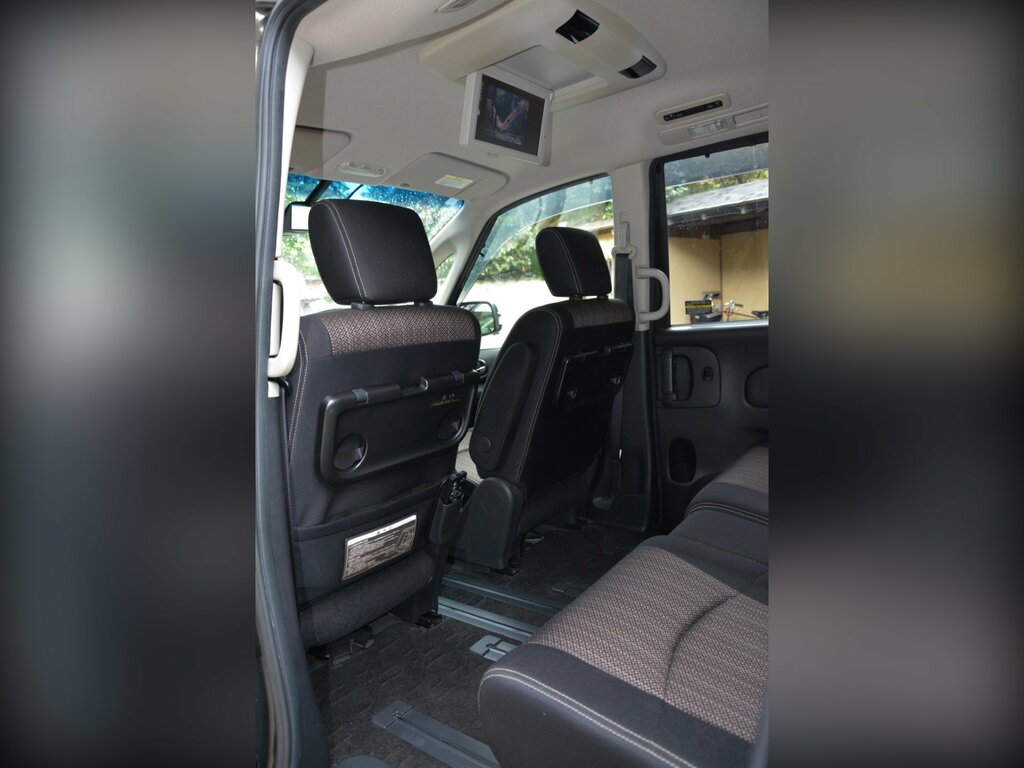 Nissan Serena Automatic 5dr White #30