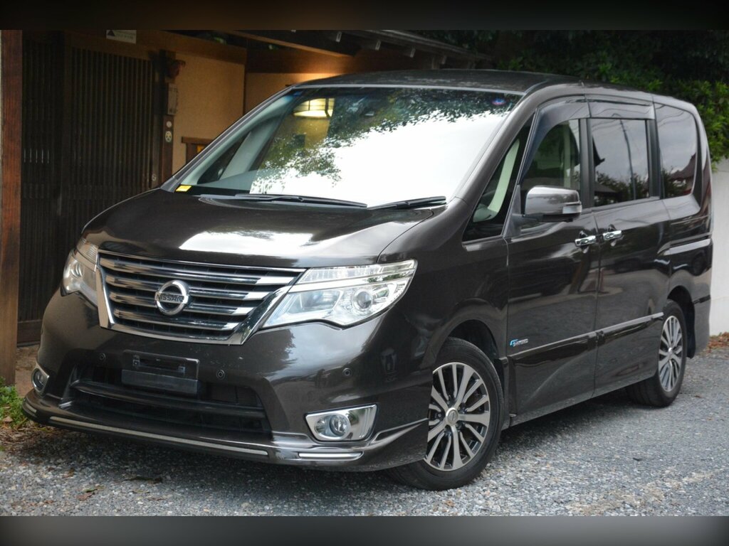 Nissan Serena Automatic 5dr White #10