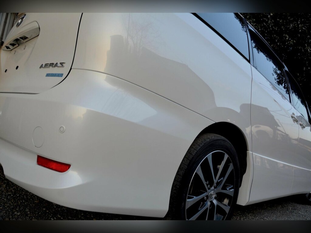 Toyota Estima Hatchback Black #9
