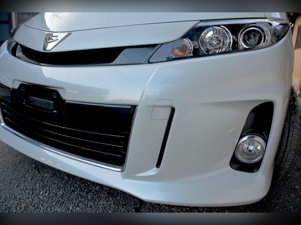 Toyota Estima Hatchback Black #21
