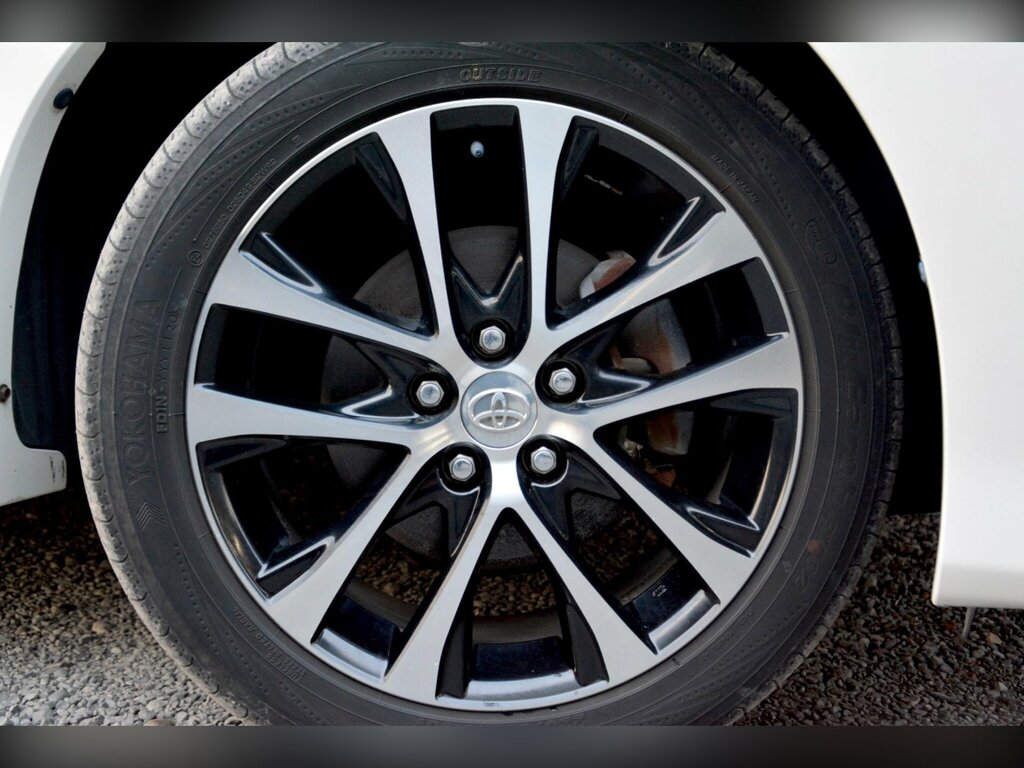 Toyota Estima Hatchback Black #59