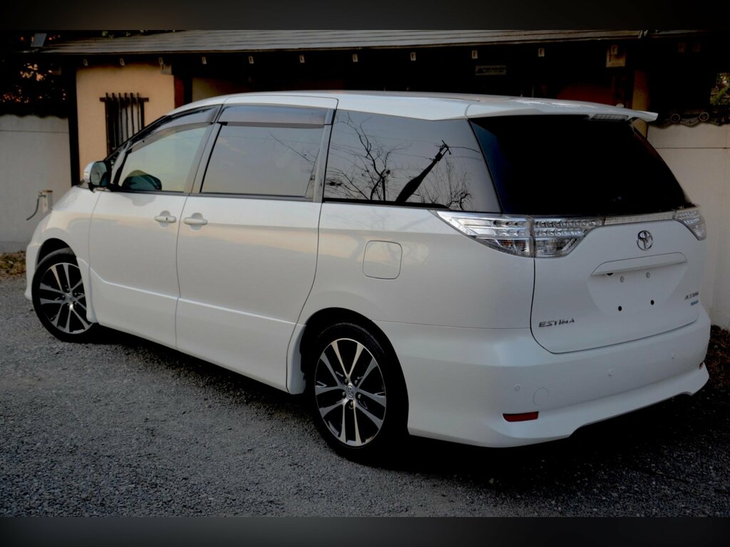 Toyota Estima Hatchback Black #15