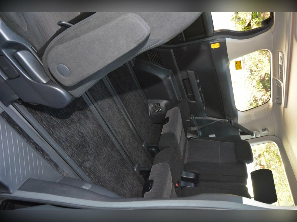 Toyota Vellfire Alphardvellfire 2.4 201313 White #32