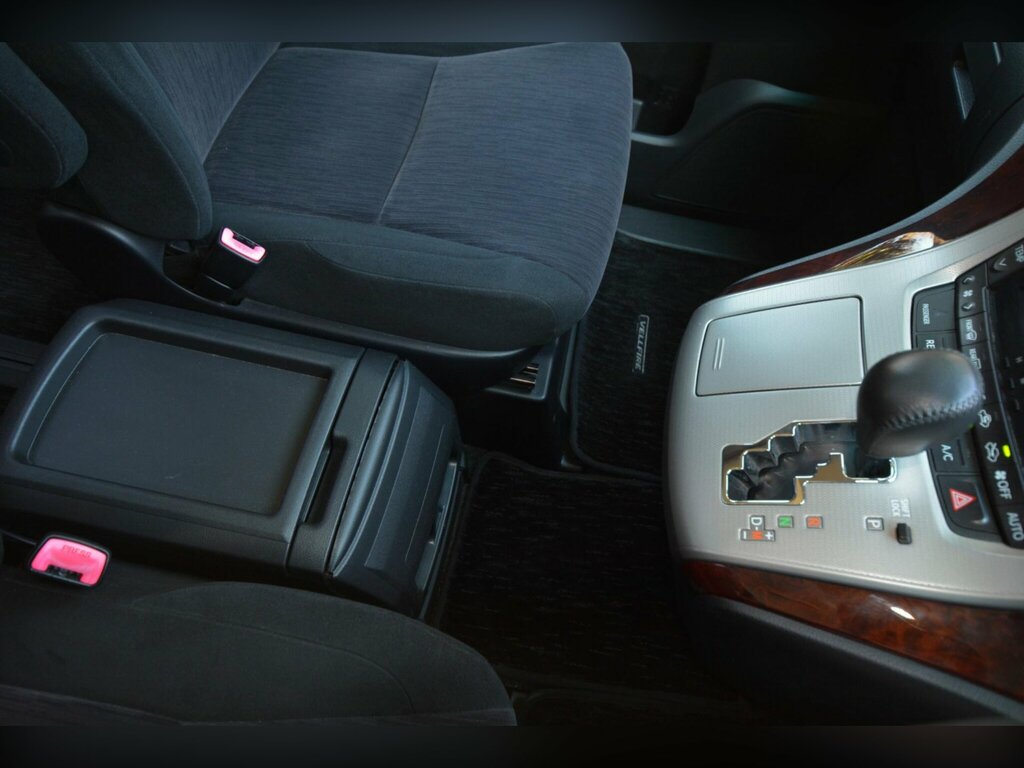 Toyota Vellfire Alphardvellfire 2.4 201313 White #46