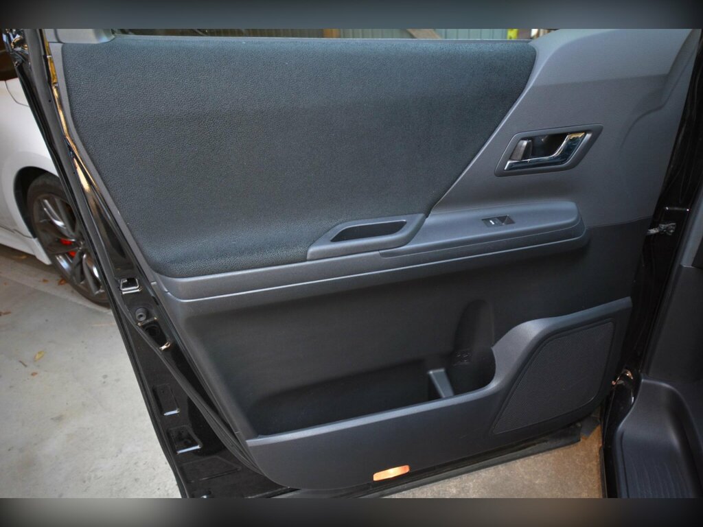 Toyota Vellfire Alphardvellfire 2.4 201313 White #26