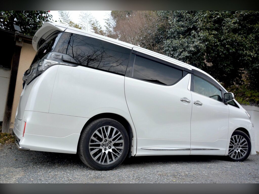 Toyota Vellfire Mpv 2.4Cc 200808 White #8