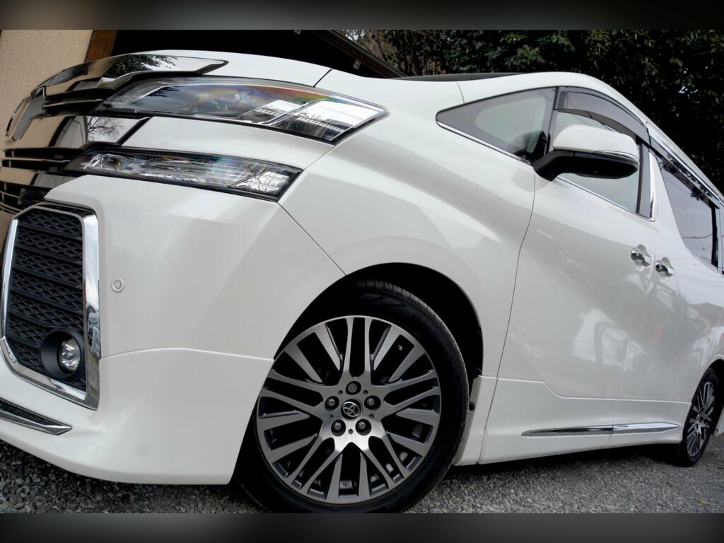 Toyota Vellfire Mpv 2.4Cc 200808 White #13