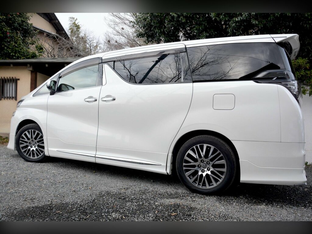 Toyota Vellfire Mpv 2.4Cc 200808 White #16