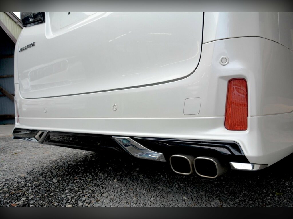 Toyota Vellfire Mpv 2.4Cc 200808 White #18