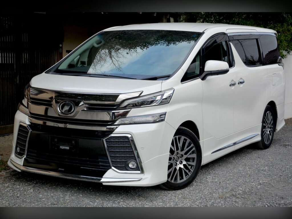 Toyota Vellfire Mpv 2.4Cc 200808 White #10