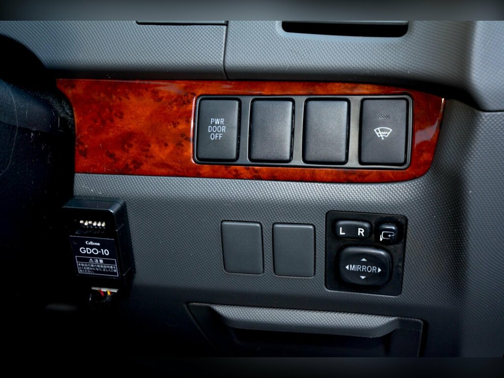 Toyota Estima Mpv Black #47