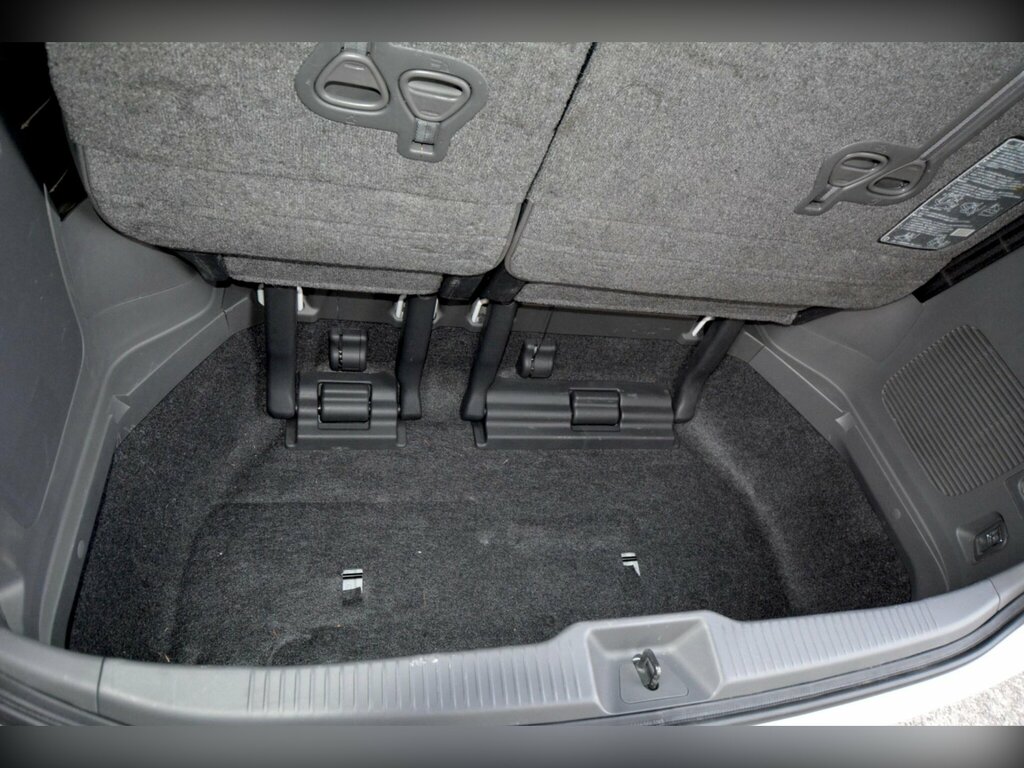 Toyota Estima Mpv Black #39