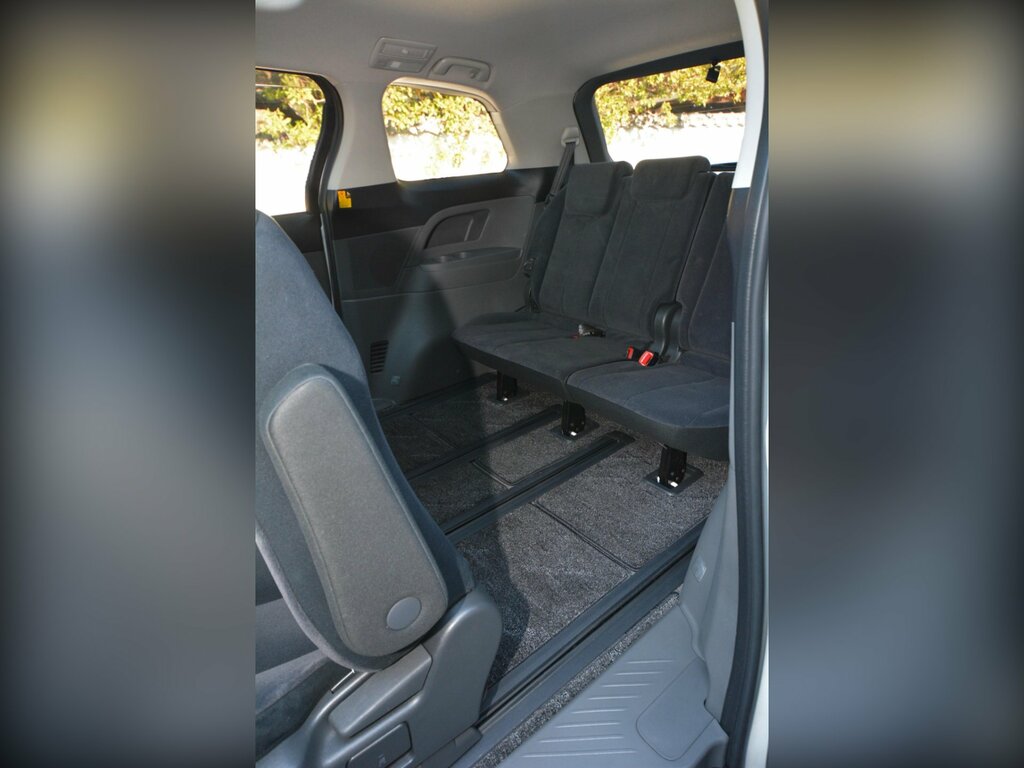 Toyota Estima Mpv Black #35