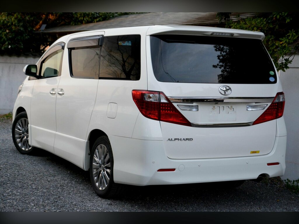 Toyota Alphard 2013 Toyota Alphardnbsprear Cam Ulez Super Gr White #13